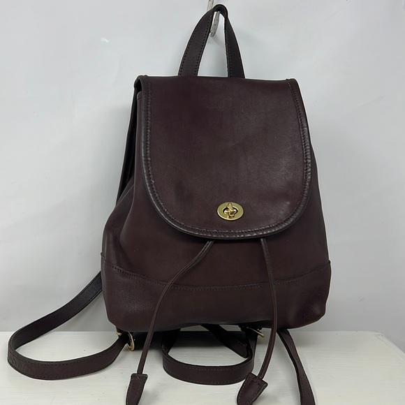 Coach Vintage Legacy 9791 Brown Leather Brass Hardware Top Handle Flap Backpack - Picture 1 of 16